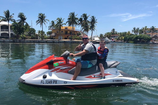 1.5 Hour (20 miles) Waverunner Tour. See Mangrove Tunnels, 20 Islands & SandBar - The Islamorada sandbar stop