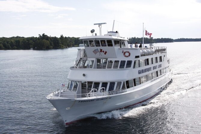 1-Hour 1000 Islands Cruise from Gananoque - McDonald Island and the smaller islets
