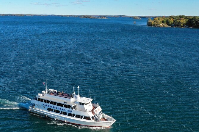 1-Hour 1000 Islands Cruise from Gananoque - Commentary, sonar images, and what you learn