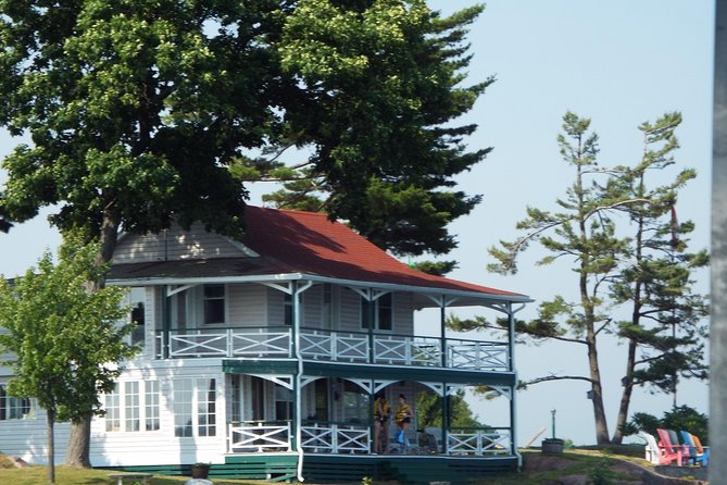 1000 Islands Canada (No passports required, Departing from the US - Eel Bay and the Canadian Admiralty Islands