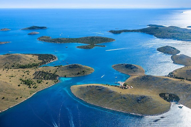 1000 islands route - 1.5-Hour Panoramic Flight over Kornati & Šibenik - At a glance: what makes this flight worth considering