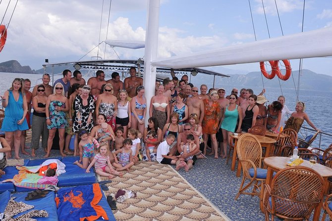 12 Island Boat Trip from Fethiye - Flat Island for swimming and shore time