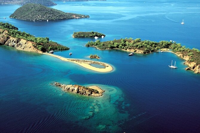 12 Islands Boat Tour from Fethiye with Grilled Lunch - Setting out from Fethiye Port at 10:00 am
