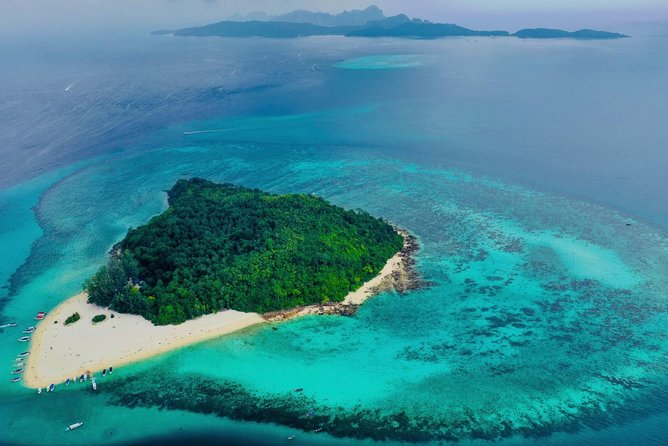 12 Islands Overnight Tour - Phi Phi Don, the overnight stop