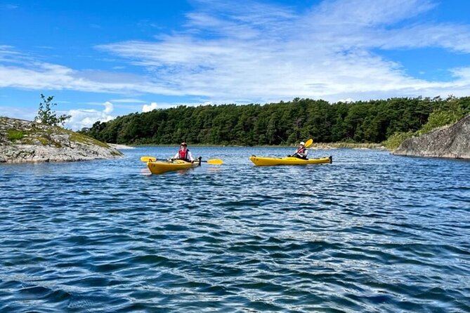 2-Day Kayak Tour in the Stockholm Archipelago - The first two hours on Stockholm’s quiet water