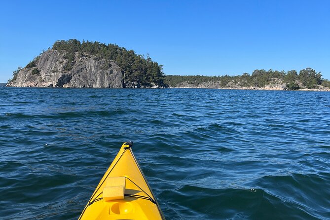 2-Day Kayak Tour in the Stockholm Archipelago - Tents, fire, and dinner by the shoreline