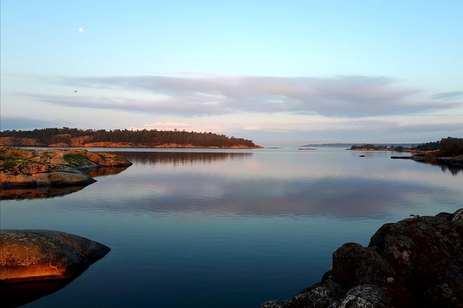 2-Day Kayaking Tour in the Archipelago of Stockholm - Camping on a remote island