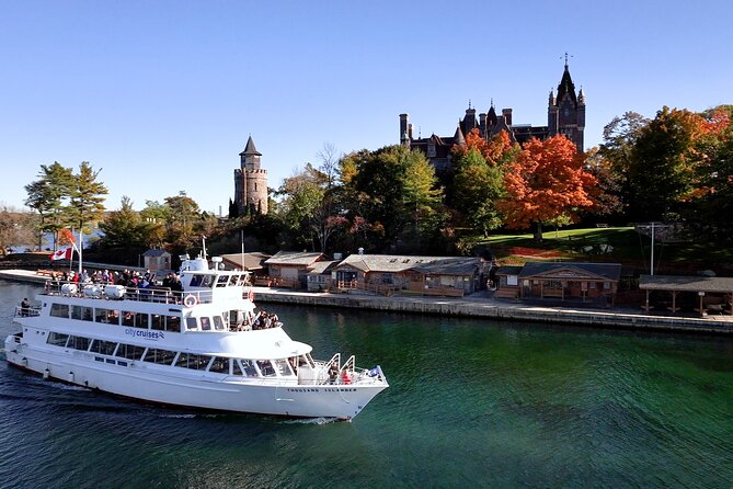 2-Hour Two Castle 1000 Islands Cruise from Ivy Lea - Leaving Ivy Lea for the Open Water