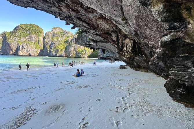 2x Snorkelling Phi Phi, Maiton, Maya Bay, khai islands tour - Maya Bay and Loh Samah Bay: famous scenery, brief viewing