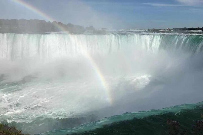 3 Day and 2 Night Tour: Toronto, 1000 Islands, and Niagara Falls - Who should book this tour?