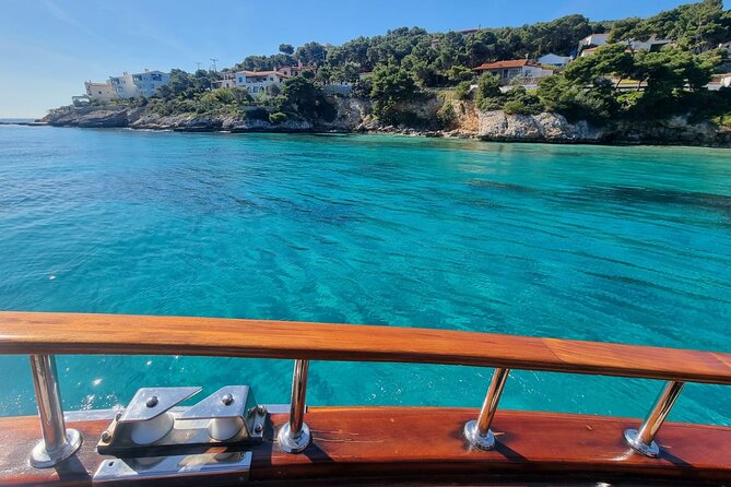 3 Island Cruise from Athens Unlimited Food Wine and Scenic Views - The Afternoon Sail Back to Piraeus