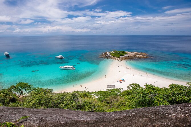 3-Island Speedboat Tour: Racha Noi, Racha Yai & Maiton - Lunch and a longer pause on Racha Yai