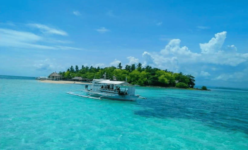 3 Islands Hopping at Gilutungan, Caohagan, Nalusuan + Lunch - What the six-hour Cebu outing is really like