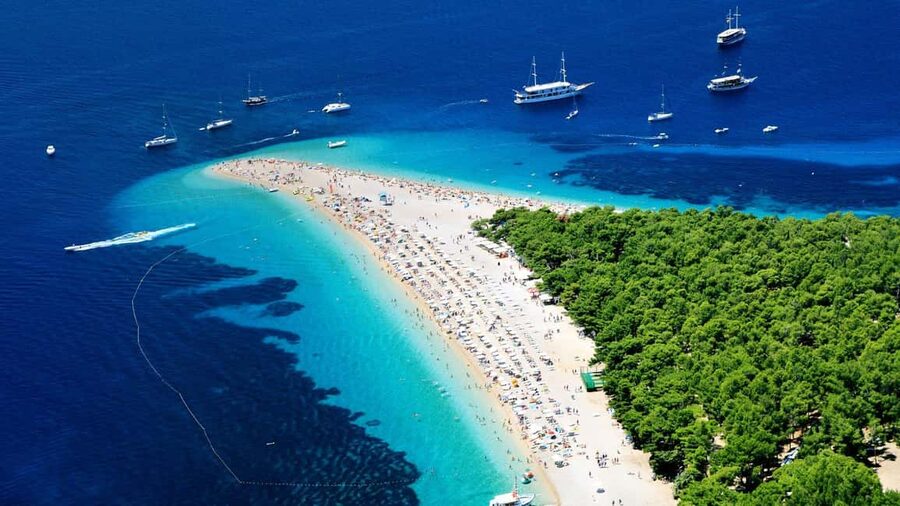 3 Islands Speedboat Tour: Golden Horn, Blue Lagoon & Jelsa - Zlatni Rat: famous, photogenic, and often crowded