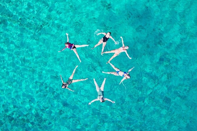 3 Islands Speedboat Tour: Golden Horn, Blue Lagoon & Jelsa Town - Who will enjoy this speedboat trip?