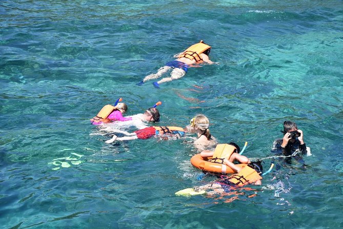 4 Island Snorkel Tour to Emerald Cave by Speed Boat from Koh Lanta - Koh Kradan provides the main beach break