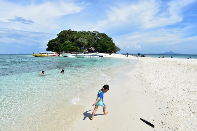 4 Island Speed Boat Adventure from Krabi - Guides, group size, and the feel of the boat