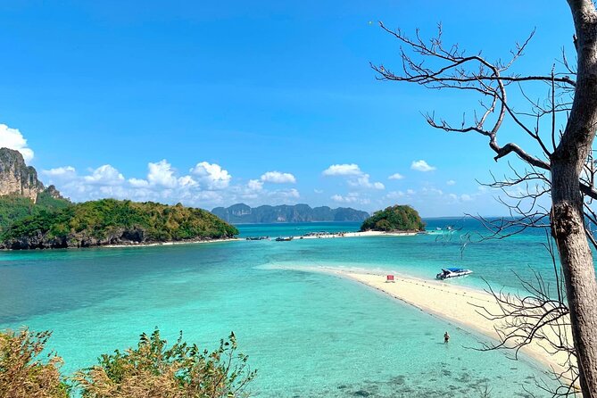 4 Island Speed Boat Adventure from Krabi - Chicken Island for photographs and fish