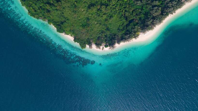 4-Island Tour from Koh Lanta to Koh Kradan with Beach Lunch - Ko Mook and the famous Emerald Cave