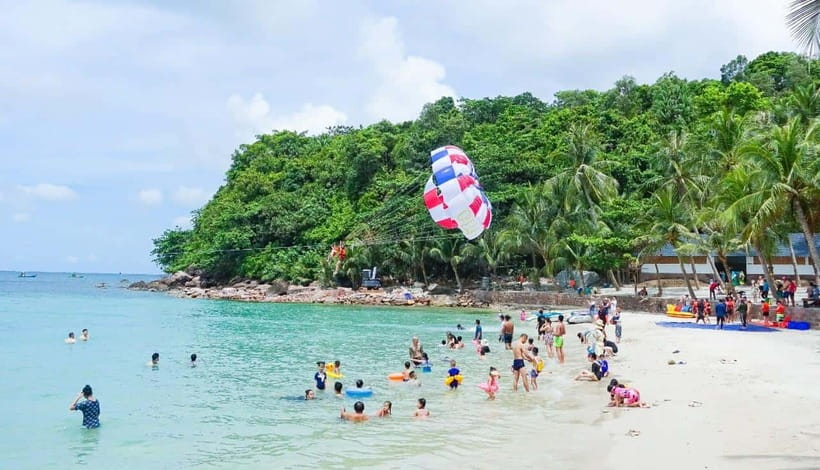 4 Islands Trip in The Southern Part of Phu Quoc - Pearl farming and silk before the beach