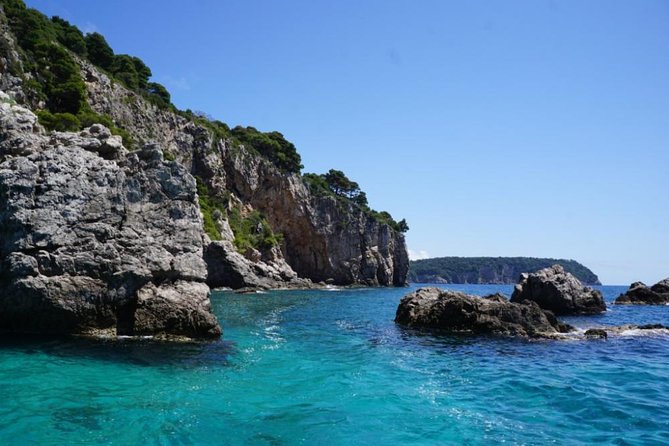 4h / 6h / 8h Elaphite Islands Tour with 6.5m/21FT SunDeck Boat - The Green Caves offer a second swim