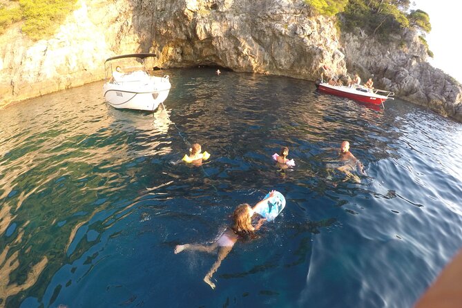 4h / 6h / 8h Elaphite Islands Tour with 7.5m/24FT SunDeck Boat - Green Caves offer another short swim