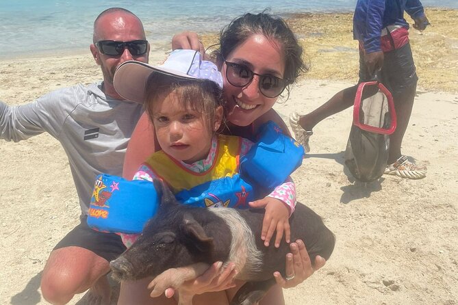 4hr Private Tour Island Hop Snorkel w/ Turtles & Sip Bahama Mamas - Green Cay and the main turtle snorkeling stop