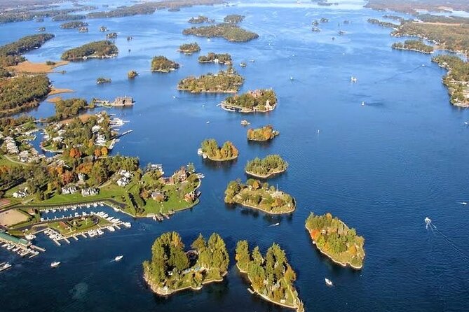 5-Hour 1000 Islands Boldt Castle Stopover Cruise from Gananoque - The 1000 Islands International Bridge from the water