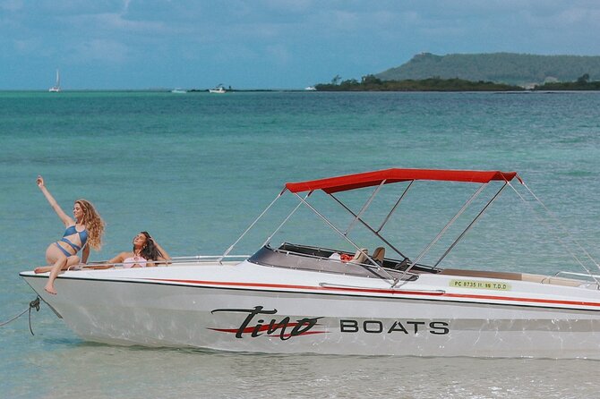 5 island tour all inclusive with Ile aux cerfs and snorkeling - GRSE waterfall gives the trip an easy opening