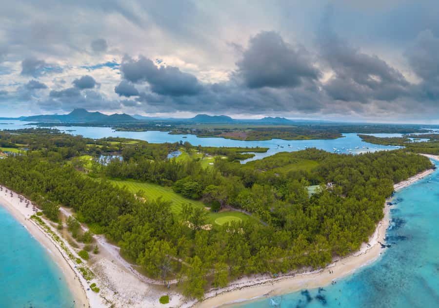5 Islands Boat Trip, Snorkeling and Lunch on Ile aux Cerfs - Ile aux Aigrettes and the natural side of Mauritius