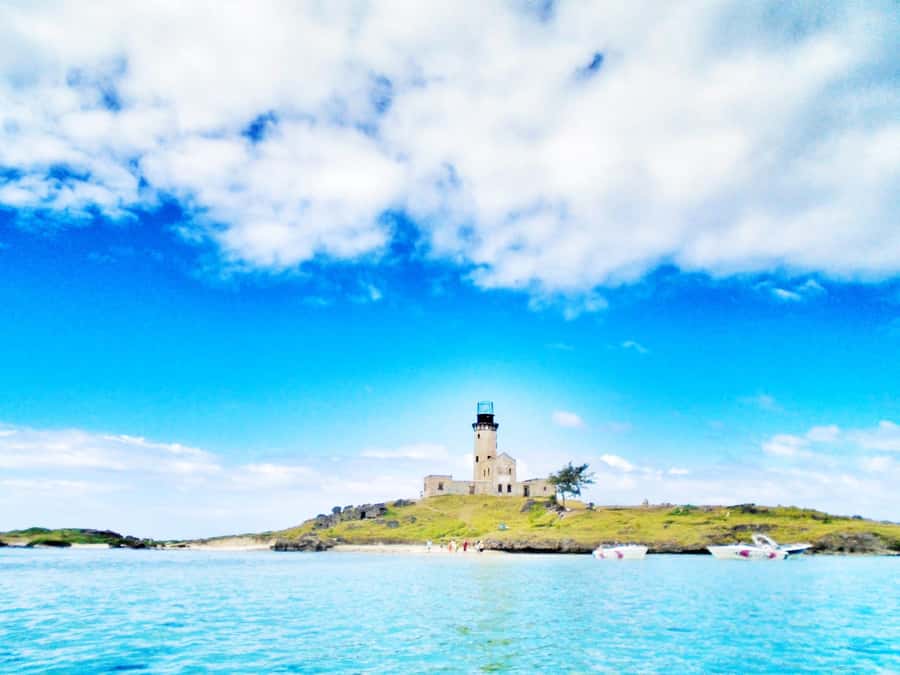 5 Islands Trip & Ile aux Cerfs inc Lunch, Drinks & Transport - Blue Bay Marine Park and the 30-minute snorkel