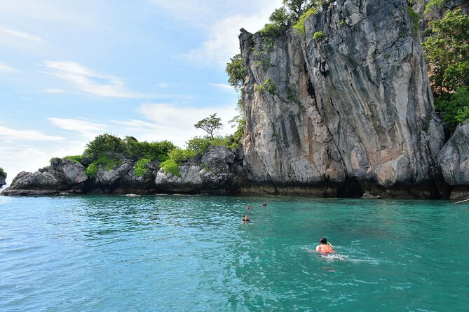 7 Islands Sunset Tour with Buffet Dinner & Night Snorkeling - What the $41.30 price really covers