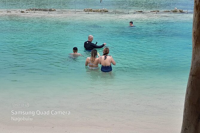 83 Islands Distillery & Sightseeing of Port Vila with Yumi Tours - 83 Islands Distillery: the tour’s main tasting stop