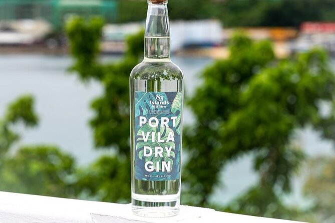 83 Islands Distillery & Sightseeing of Port Vila with Yumi Tours - Port Vila Handicraft Market: shop with a clear purpose