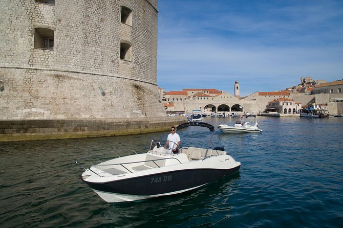 8h from Dubrovnik to the Elafiti islands with Quicksilver 675 boat - Leaving Dubrovnik from Gruž Market