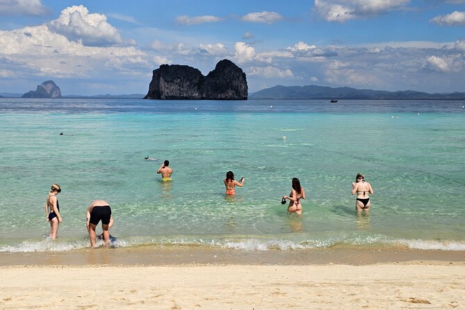 A full day Kradan + 4 island (By longtail Boat) - Koh Ngai starts the island run