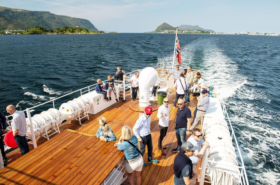 Ålesund: Archipelago Cruise - Why Ålesund is worth seeing from the sea
