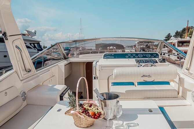 Amalfi Coast, Capri & Li Galli Islands BOAT EXCURSION - Marina del Cantone and the taste of Nerano