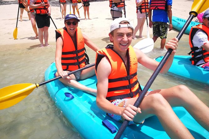 Angthong 42 Islands Tour Small Group Maximum Of 16 Guests From Koh Samui - Lunch on Koh Phaluai