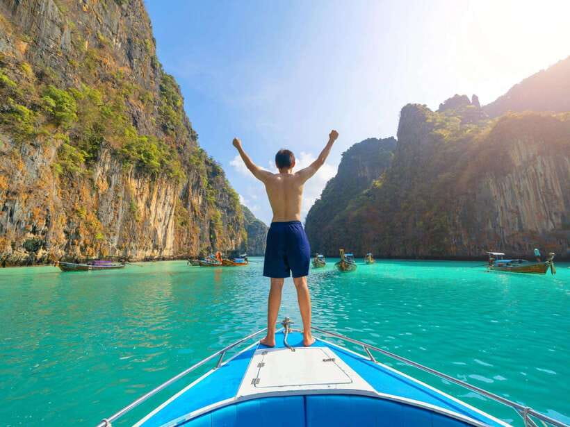 Ao Nang: Premium 4 Islands Snorkeling Tour by Speedboat - Thale Waek and the sandbar between two islands