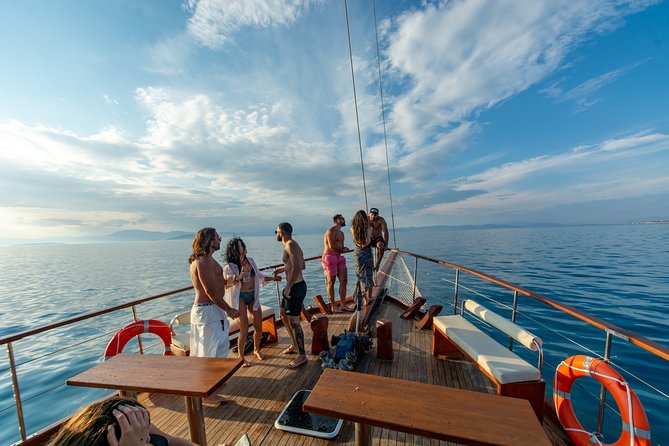 Athens Day Cruise: 3 Islands Tour in the Saronic Gulf with Lunch - Aegina adds ancient remains and pistachio stops