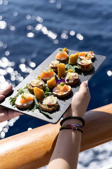 Athens: Saronic Islands Cruise with VIP Area Seating & Lunch - Hydra: the day’s most distinctive island