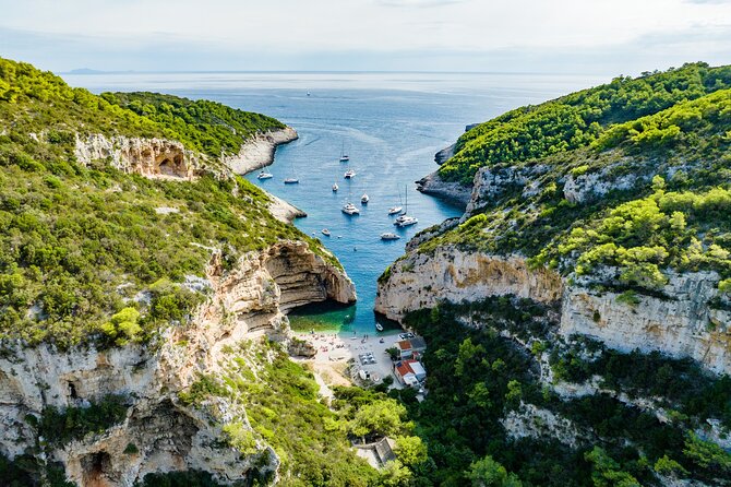 BLUE CAVE & 5 islands tour from Hvar - Budikovac Island and the turquoise lagoon