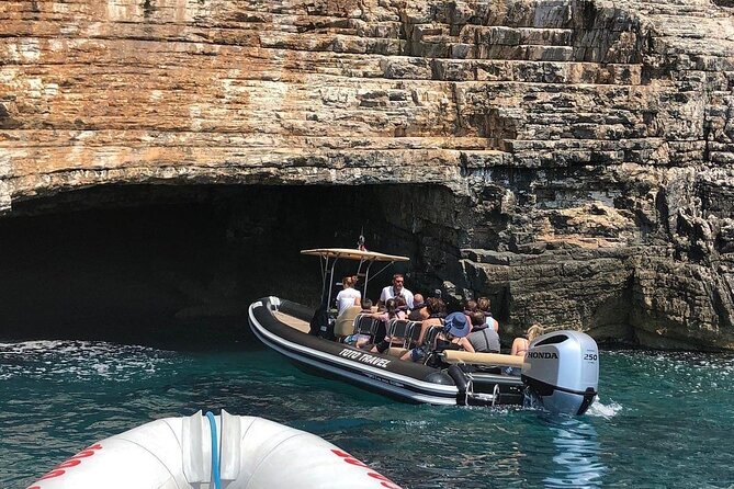 Blue Cave & 6 Islands Speedboat Tour From Split or Podstrana - Milna closes the island-hopping circuit