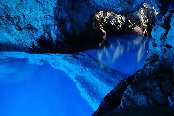 Blue Cave and Hvar 5 Islands full-day Speedboat Tour from Split - Hvar Town: the day’s most dependable highlight
