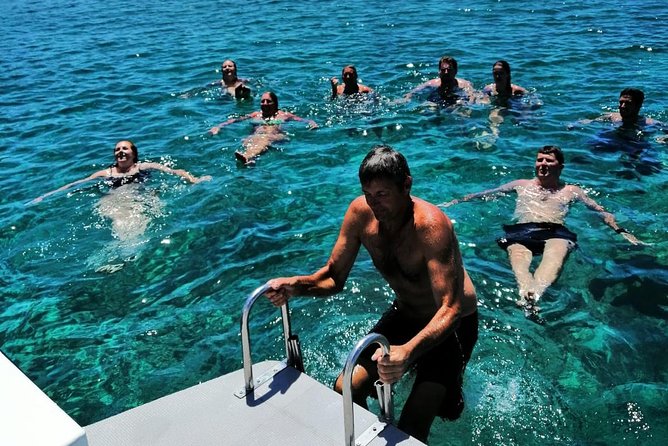 Blue cave and Hvar - 5 Islands speedboat tour from Split - The long day requires sensible packing