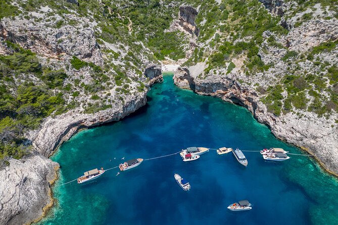 Blue Cave and Hvar 5 Islands speedboat tour | from Split&Trogir - Hvar town: two hours on Croatia’s sunniest island
