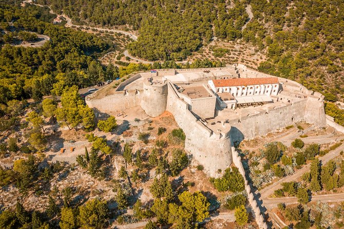 Blue Cave and Hvar Tour - 5 Islands Tour from Split and Trogir - Hvar Town, cathedral streets, and Fortica views