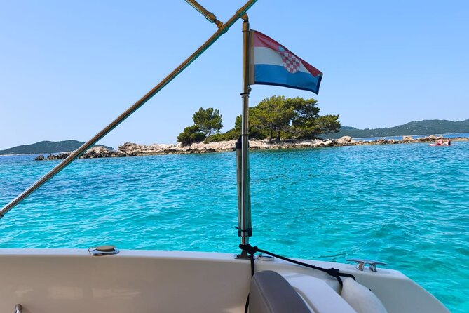 BLUE CAVE & ELAPHITI ISLANDS 4 HOURS ALL INCLUSIVE boat tour - Šunj Beach: the sandy pause