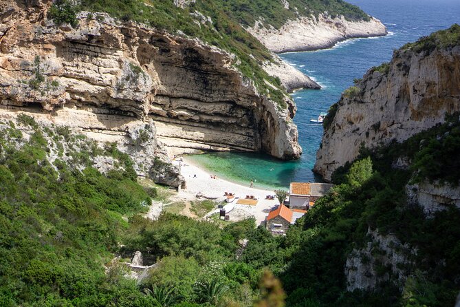 Blue Cave & Five Islands Tour - Why this boat day makes sense from Split
